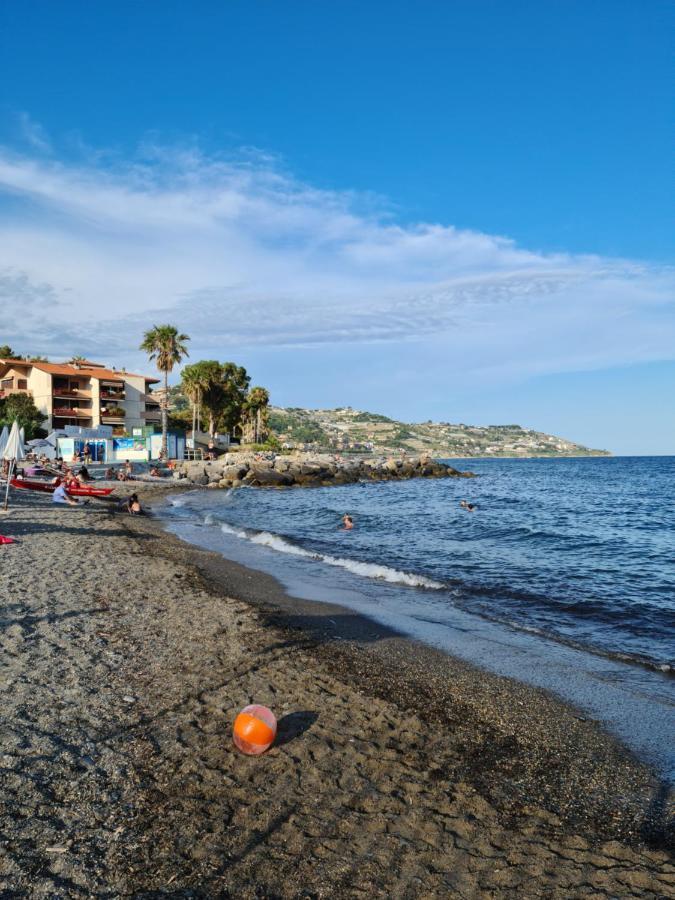 Casa Dell Amore 3 Sanremo Bagian luar foto
