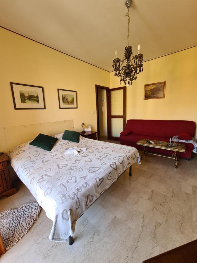 Casa Dell Amore 3 Sanremo Bagian luar foto