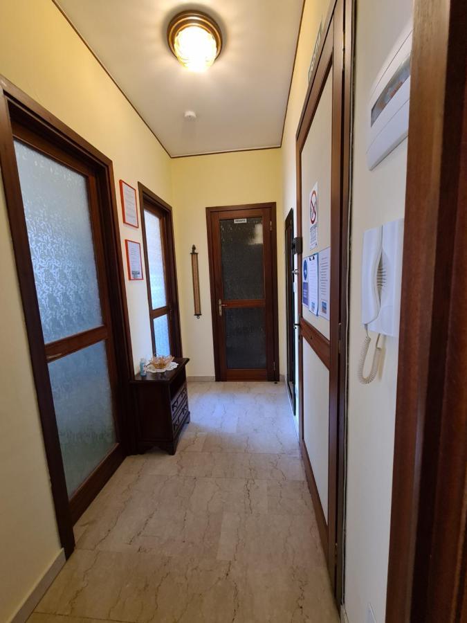 Casa Dell Amore 3 Sanremo Bagian luar foto