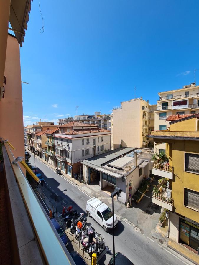 Casa Dell Amore 3 Sanremo Bagian luar foto