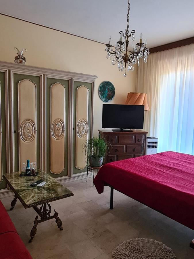 Casa Dell Amore 3 Sanremo Bagian luar foto