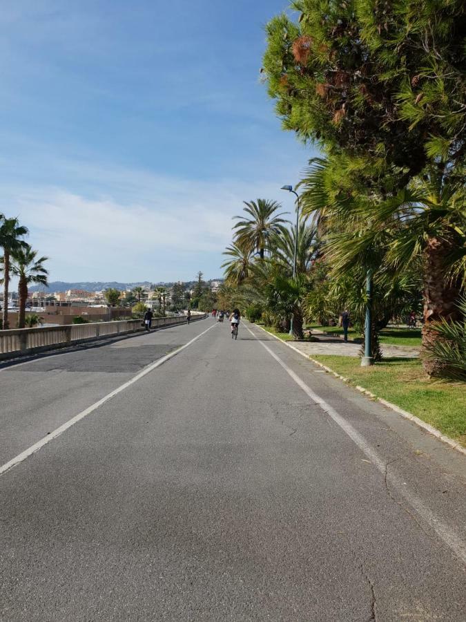 Casa Dell Amore 3 Sanremo Bagian luar foto