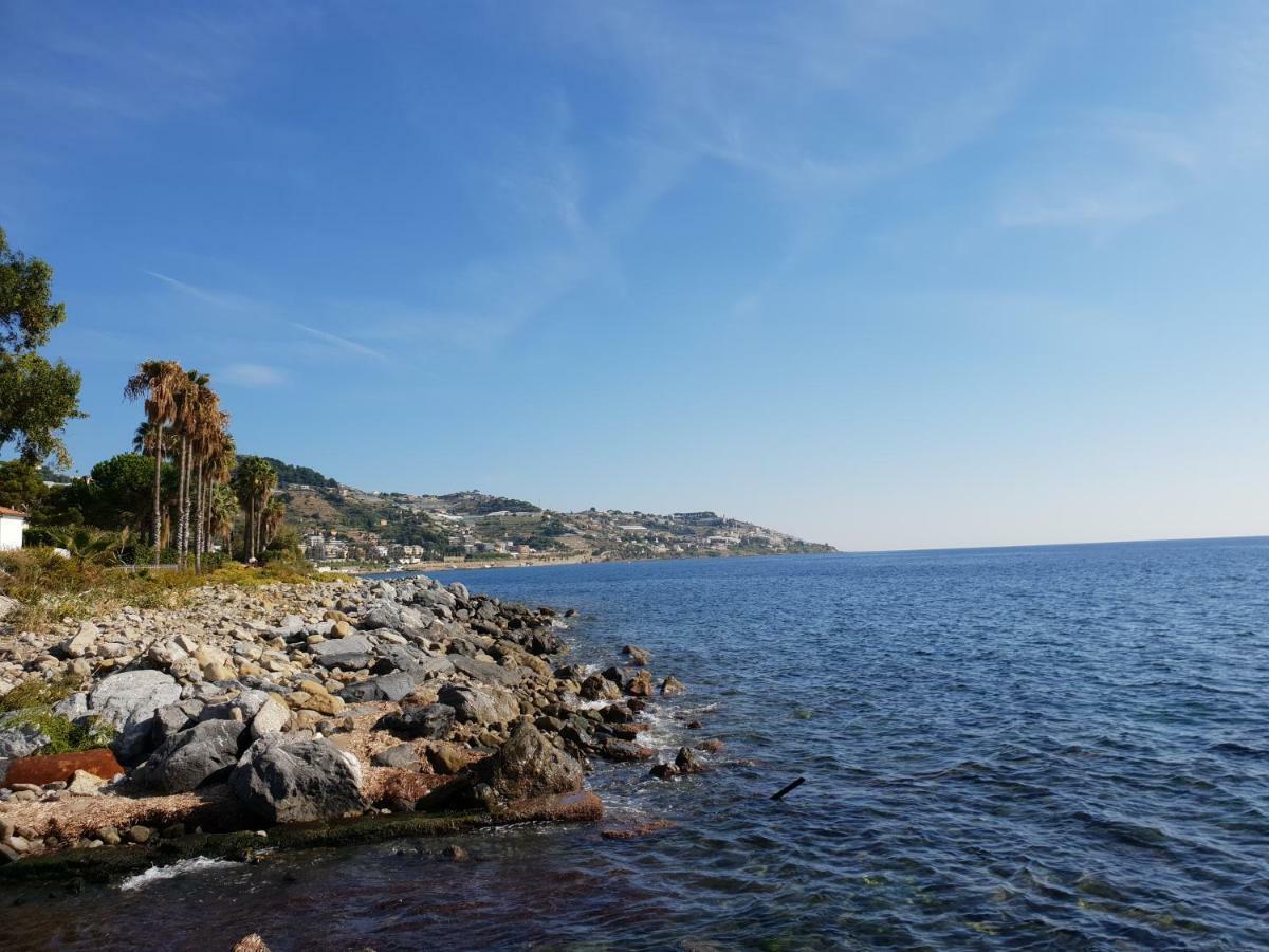 Casa Dell Amore 3 Sanremo Bagian luar foto